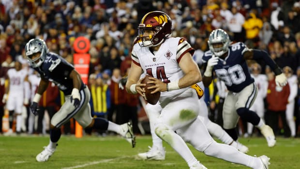 Washington Commanders quarterback Sam Howell (14)